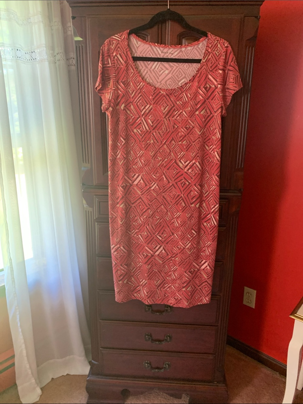 White Stag Pink-Red Geometric Scoop-Neck Tunic Dress